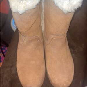 BearPaw Beige Suede Footwear with Plush Lining